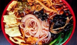 柳州螺蛳粉爆料视频播放,揭秘视频播放背后的美食传奇